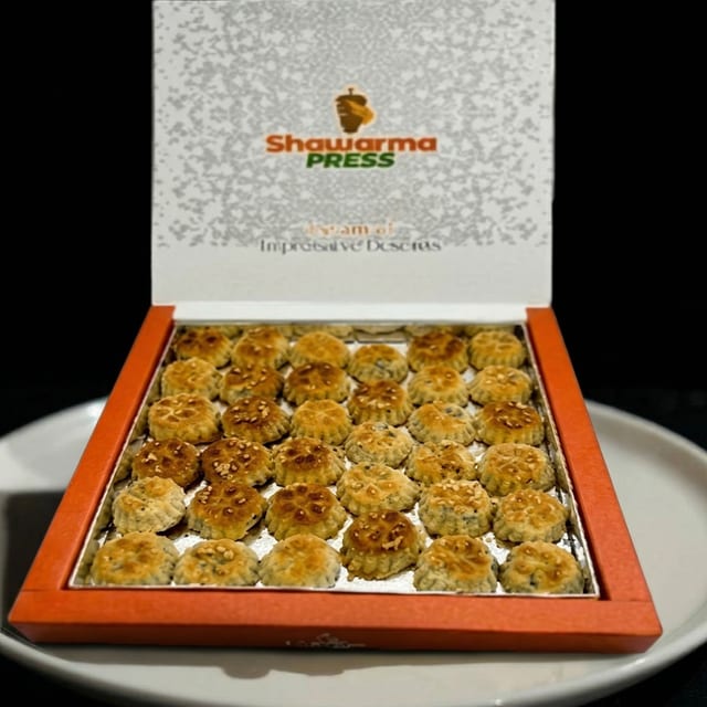 Date-filled Cookie Bites.